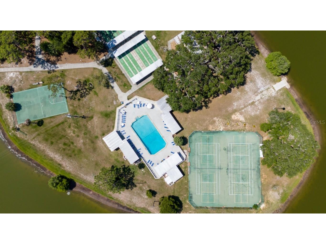 1543 Club Circle Lakeshore FL 33854 O6314034 image17