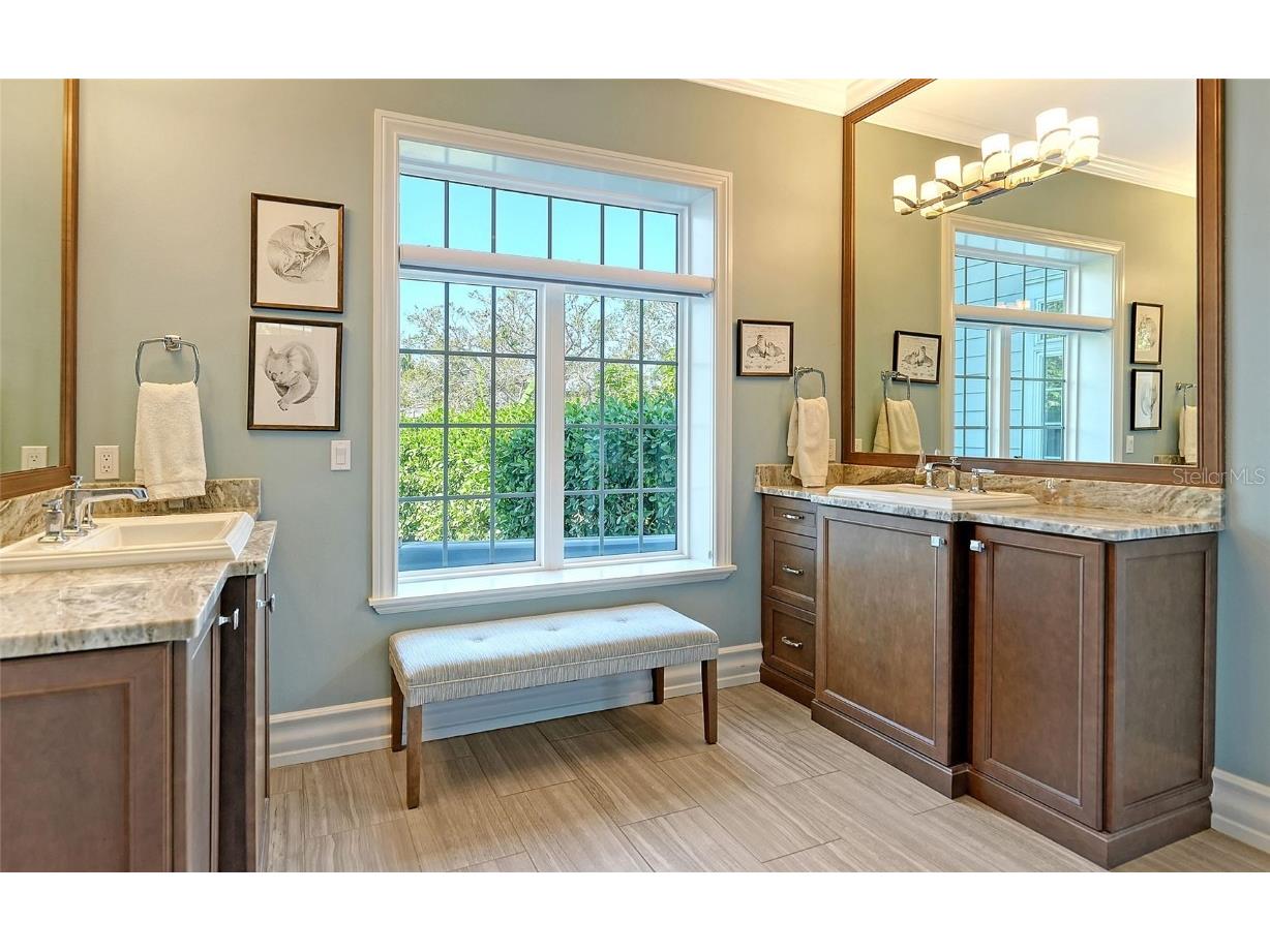 1543 Eastbrook Drive Sarasota FL 34231 A4641145 image30