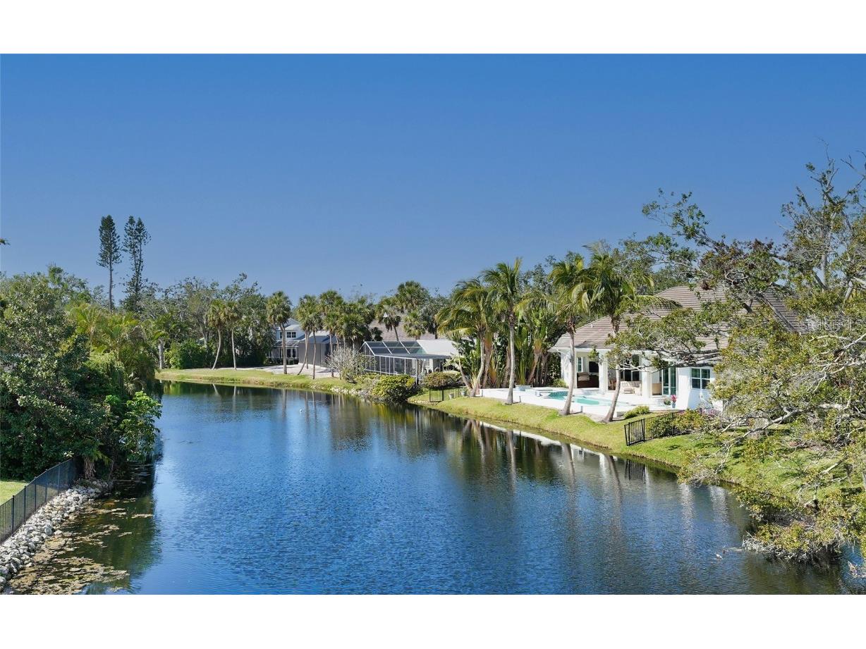 1543 Eastbrook Drive Sarasota FL 34231 A4641145 image39