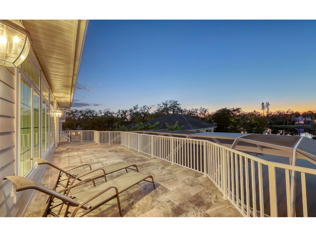 1543 Eastbrook Drive Sarasota FL 34231 A4641145 image42