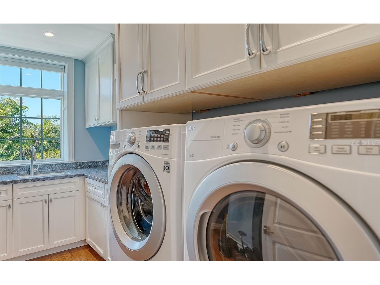 1543 Eastbrook Drive Sarasota FL 34231 A4641145 image53