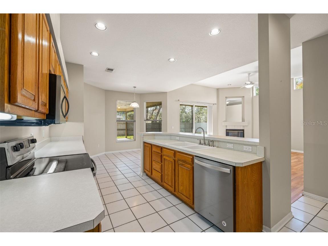 1543 Waterwood Drive Lutz FL 33559 TB8453902 image26