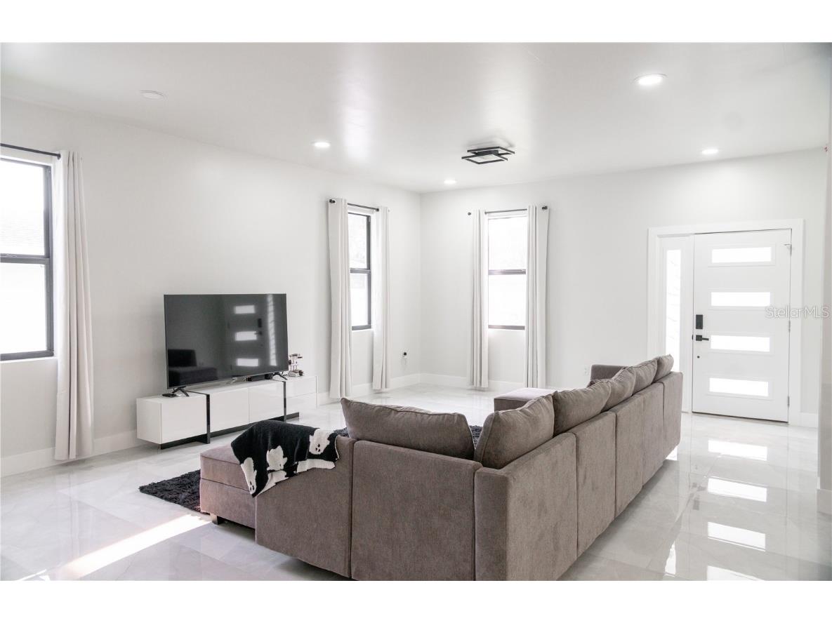 15435 Verona Avenue Clearwater FL 33760 TB8427317 image5