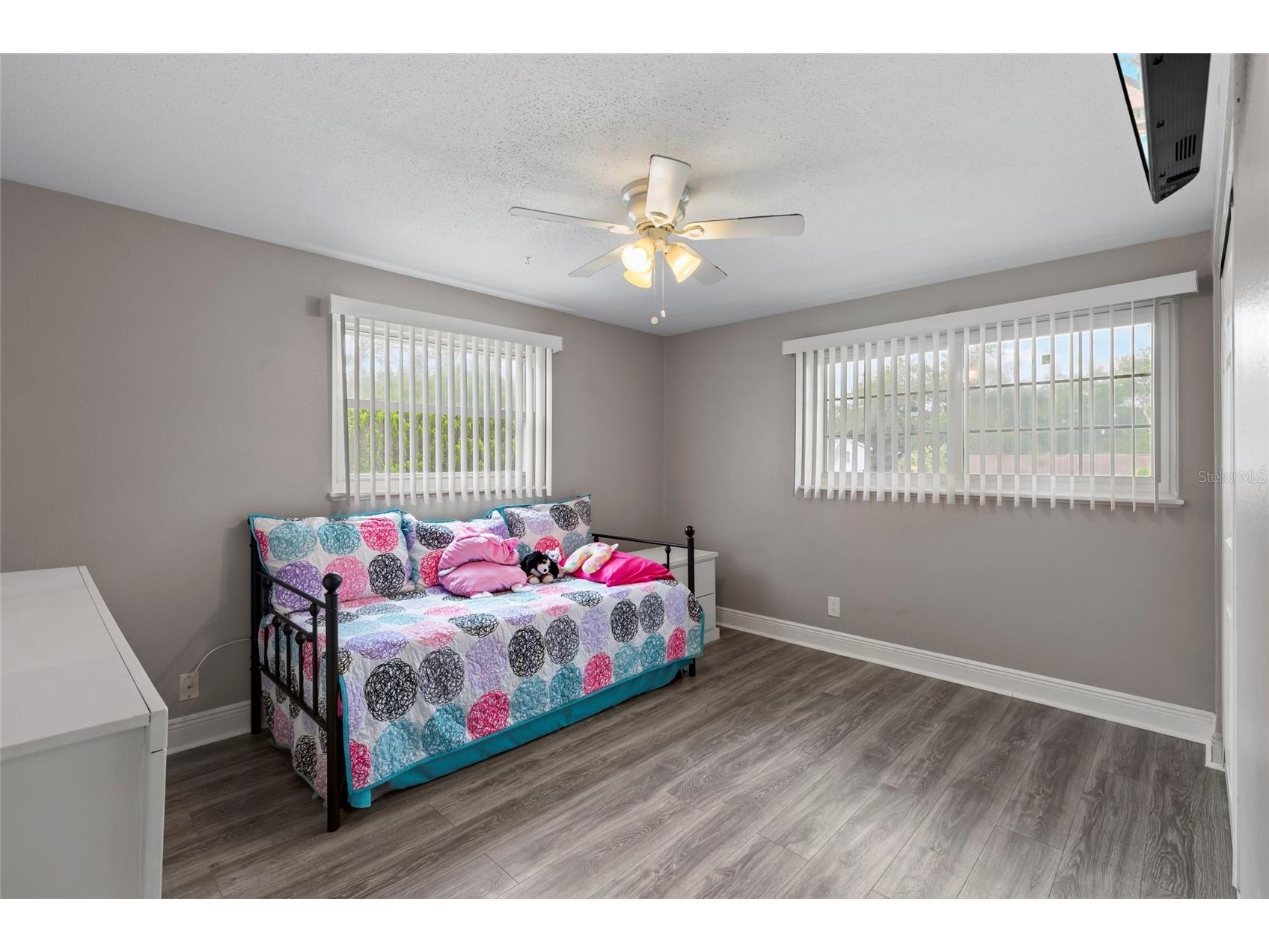 15437 Bedford Circle W Clearwater FL 33764 A4693873 image19