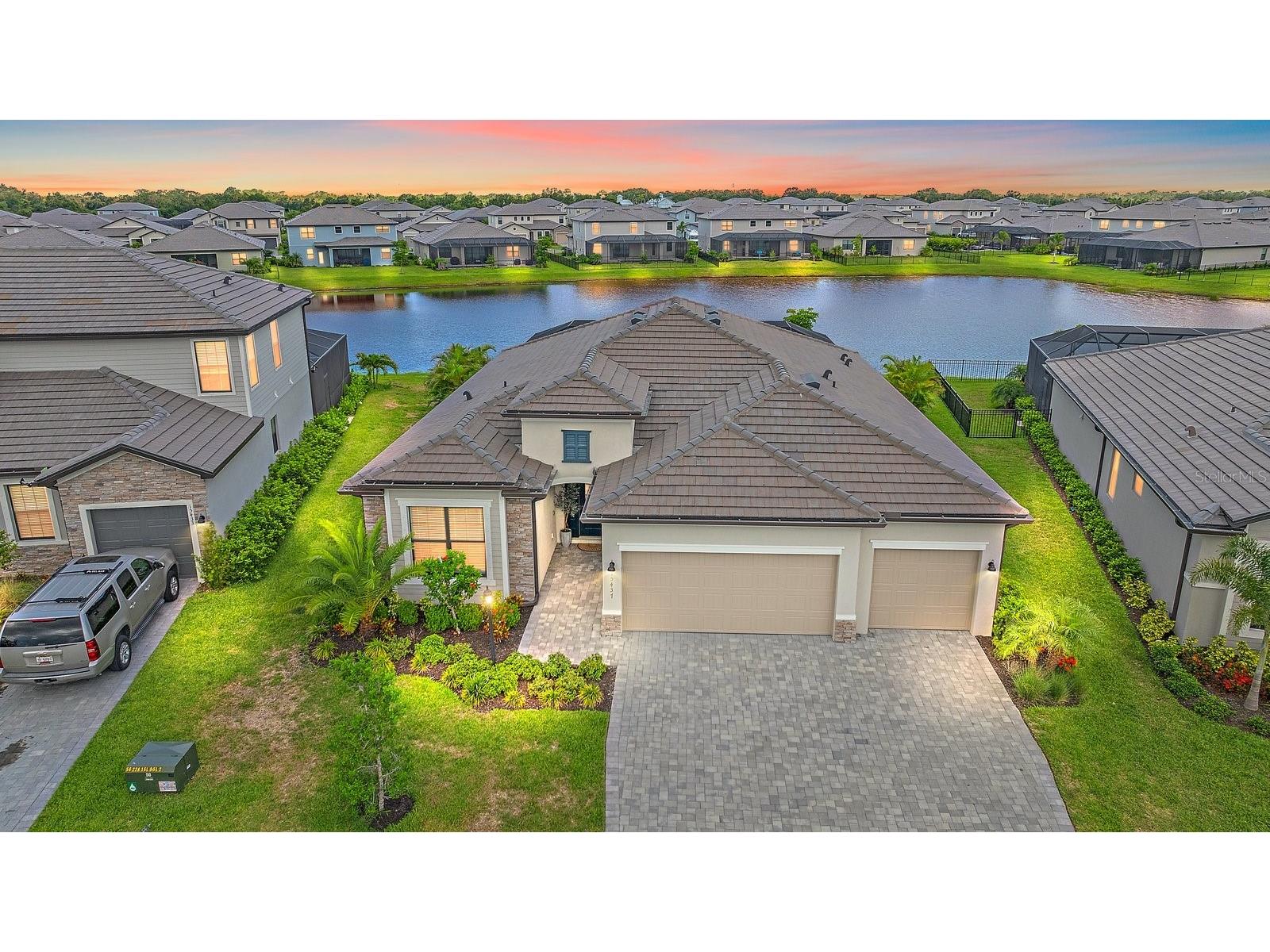 15437 White Linen Drive Bradenton FL 34211 A4657502 image1