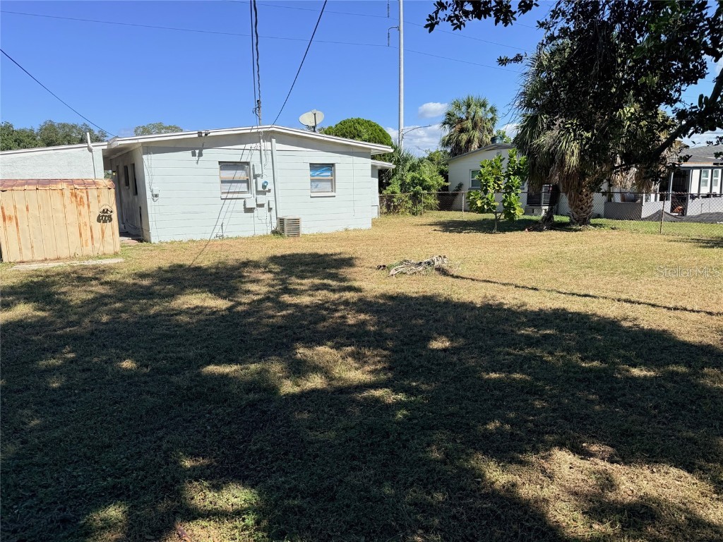 1544 77th Avenue N Saint Petersburg FL 33702 TB8440121 image18