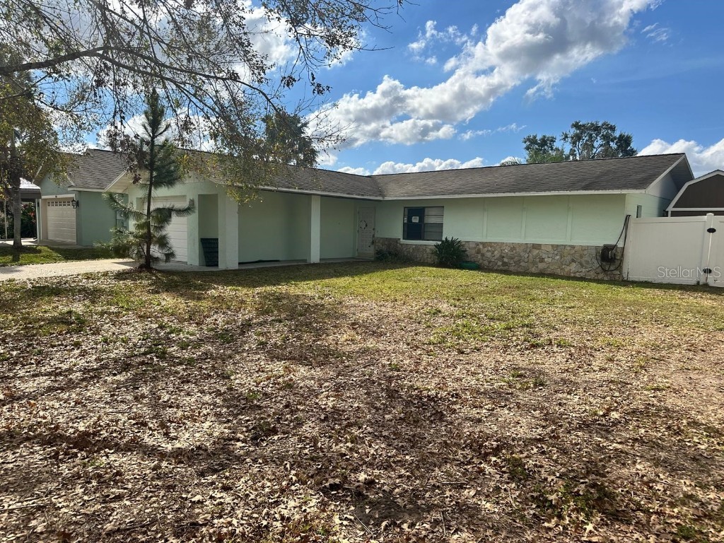 1544 Camellia Court Lake Placid FL 33852 - LAKE CLAY TB8359371 image1