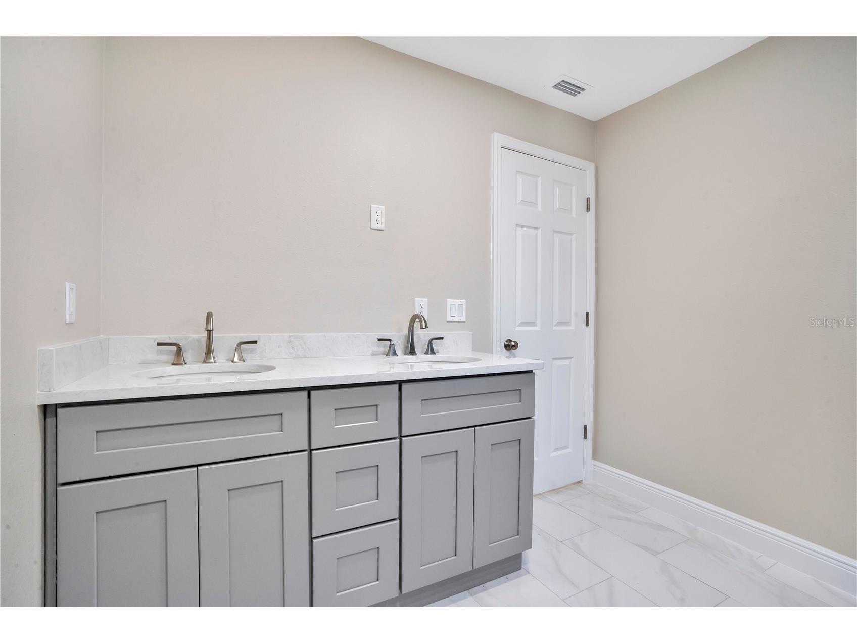 1544 N Highland Street Mount Dora FL 32757 O6383941 image20