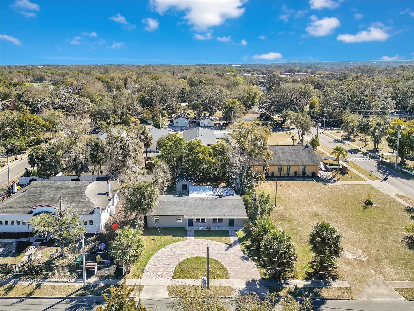 1544 N Highland Street Mount Dora FL 32757 O6383941 image34