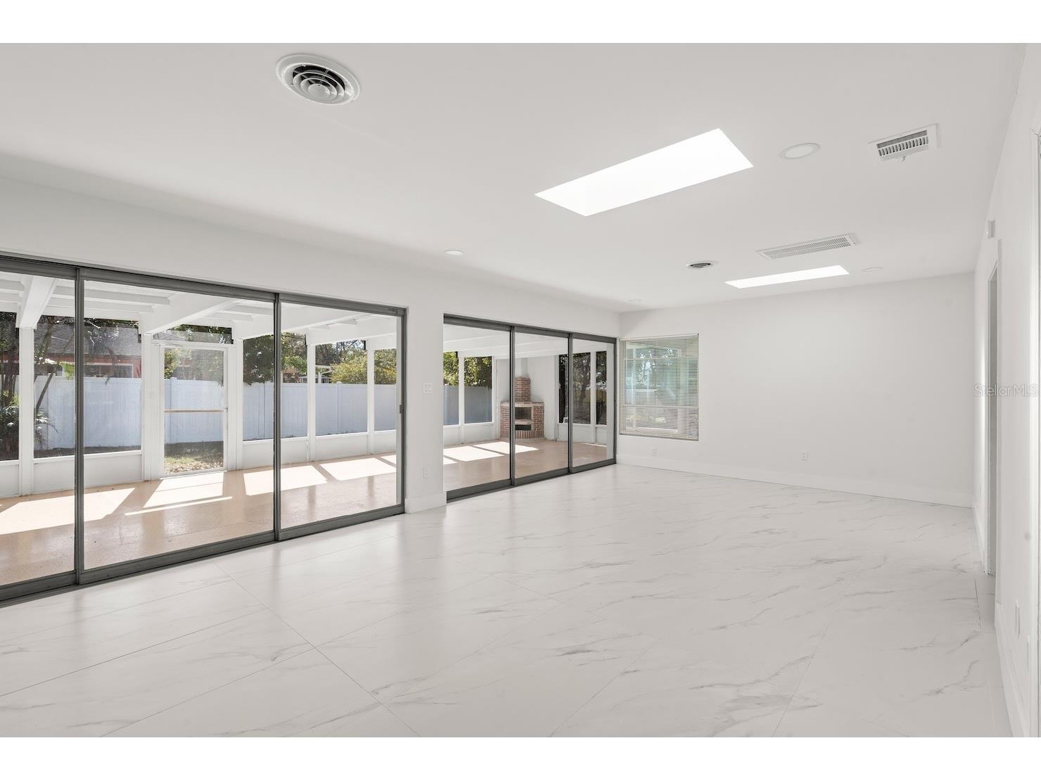 1545 Bonair Street Clearwater FL 33755 TB8474886 image9