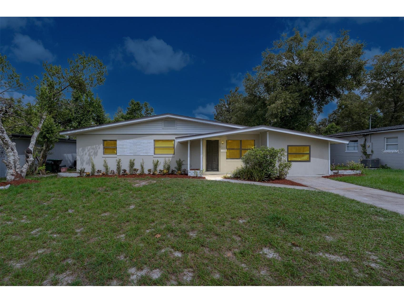 1545 Hialeah Street Orlando FL 32808 O6352237 image1