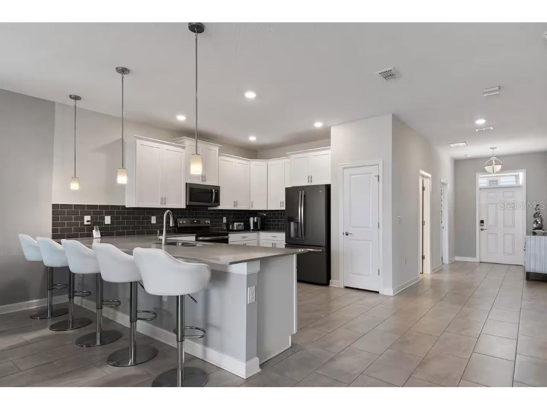 1545 Maidstone Court Davenport FL 33896 O6371401 image2