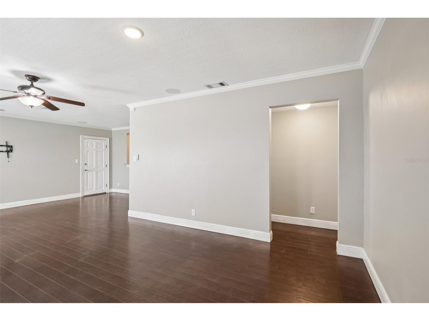 1545 W River Lane Tampa FL 33603 TB8478654 image10