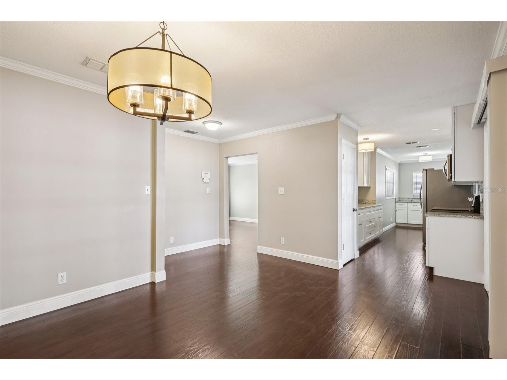 1545 W River Lane Tampa FL 33603 TB8478654 image14