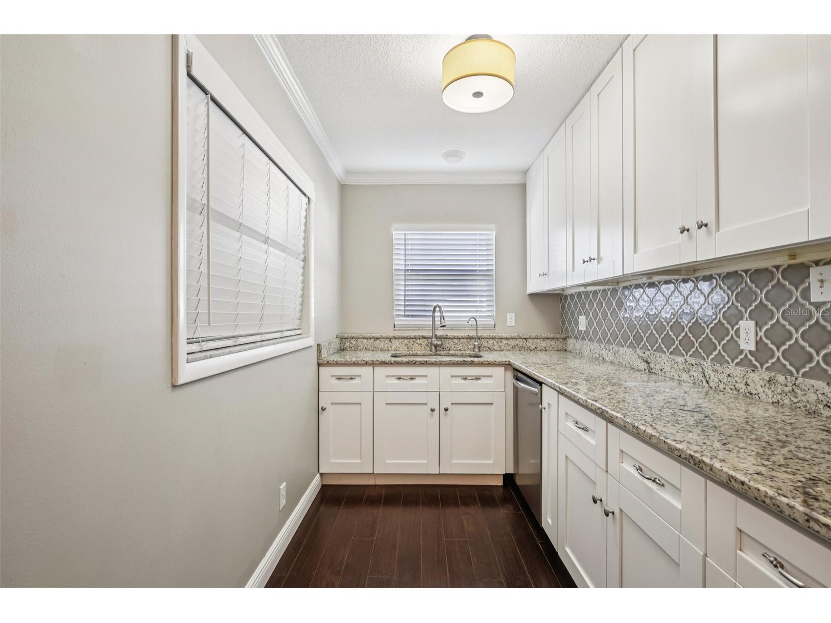 1545 W River Lane Tampa FL 33603 TB8478654 image17