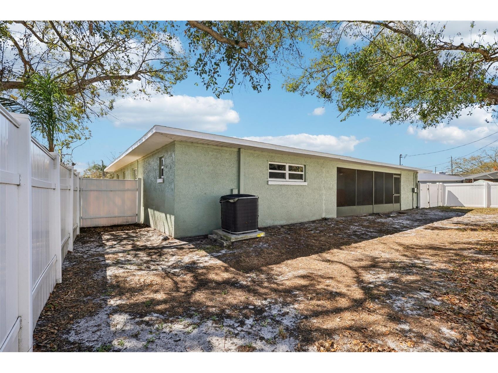 1545 W River Lane Tampa FL 33603 TB8478654 image31