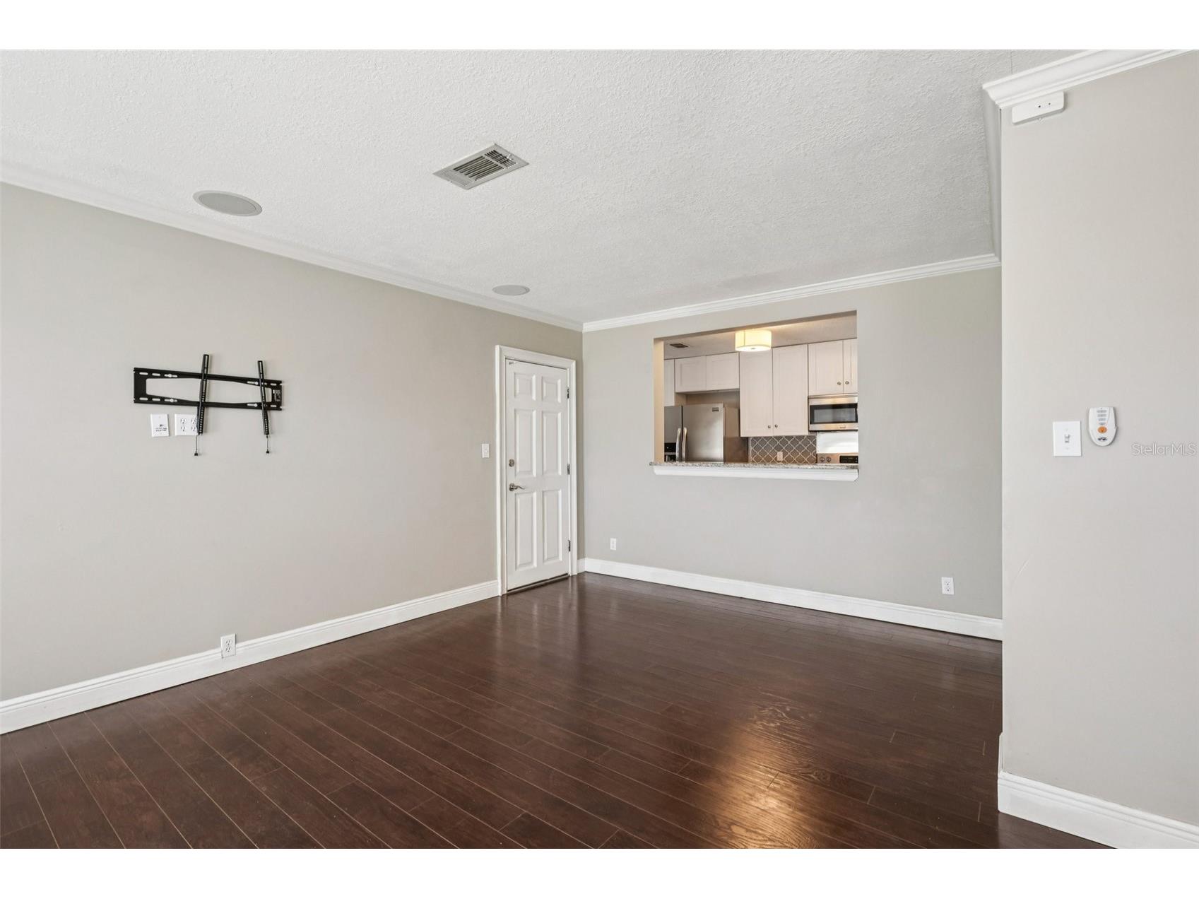 1545 W River Lane Tampa FL 33603 TB8478654 image9