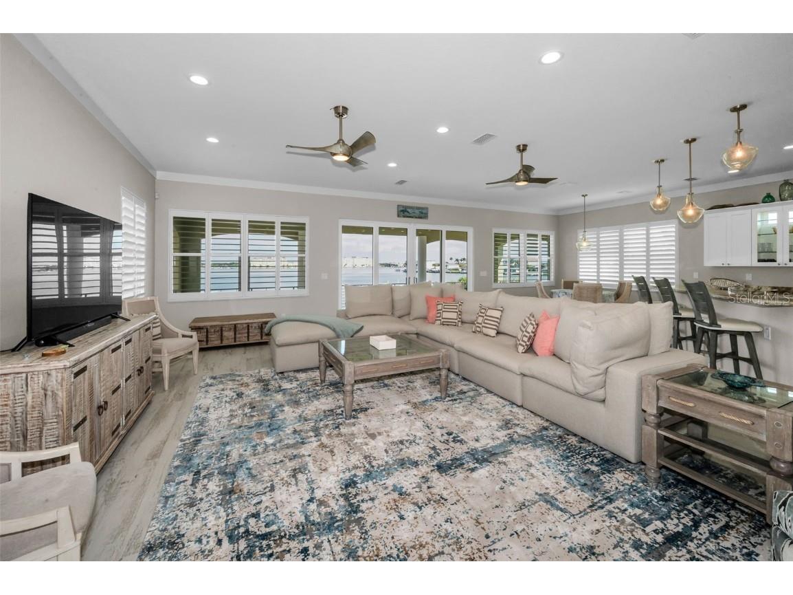 15459 2nd Street E Madeira Beach FL 33708 TB8437025 image16