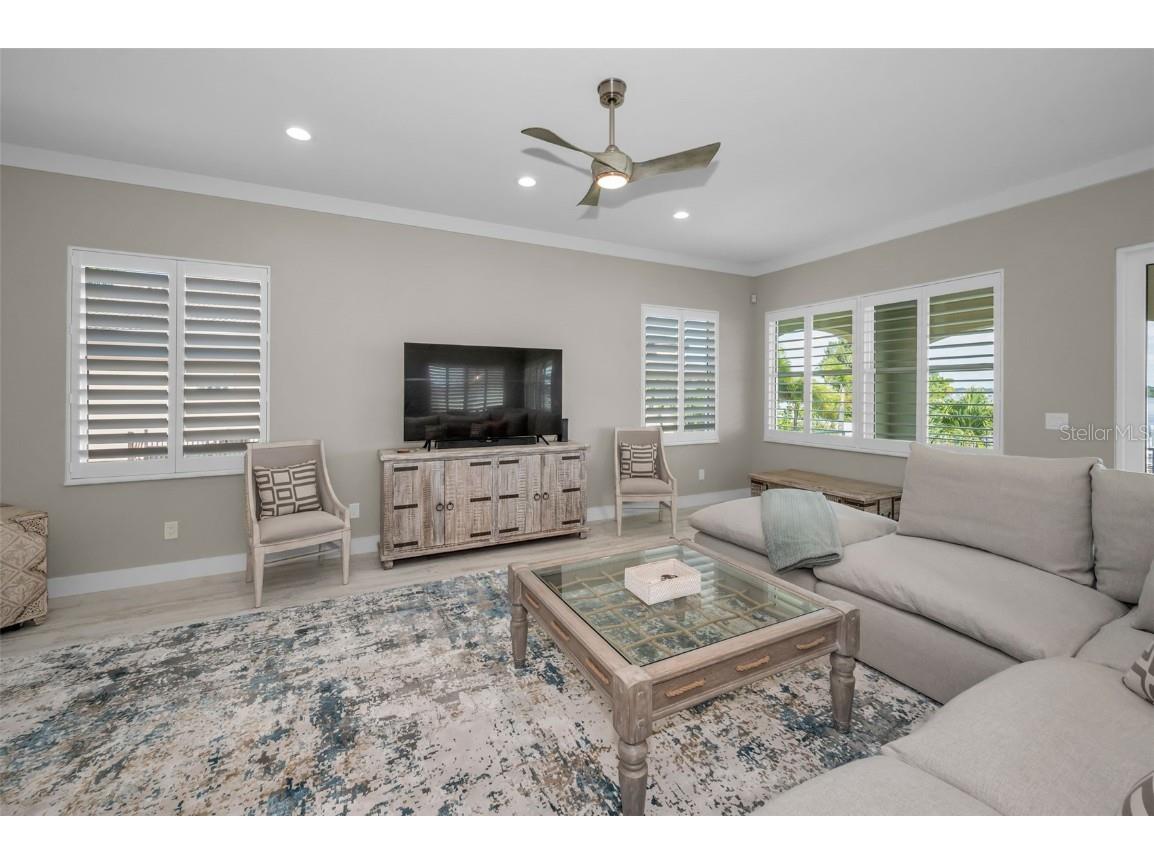 15459 2nd Street E Madeira Beach FL 33708 TB8437025 image18