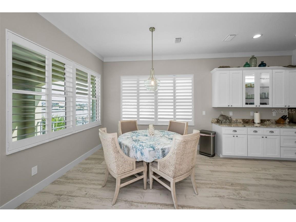 15459 2nd Street E Madeira Beach FL 33708 TB8437025 image35