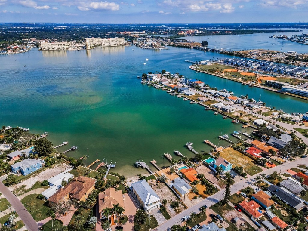 15459 2nd Street E Madeira Beach FL 33708 TB8437025 image87