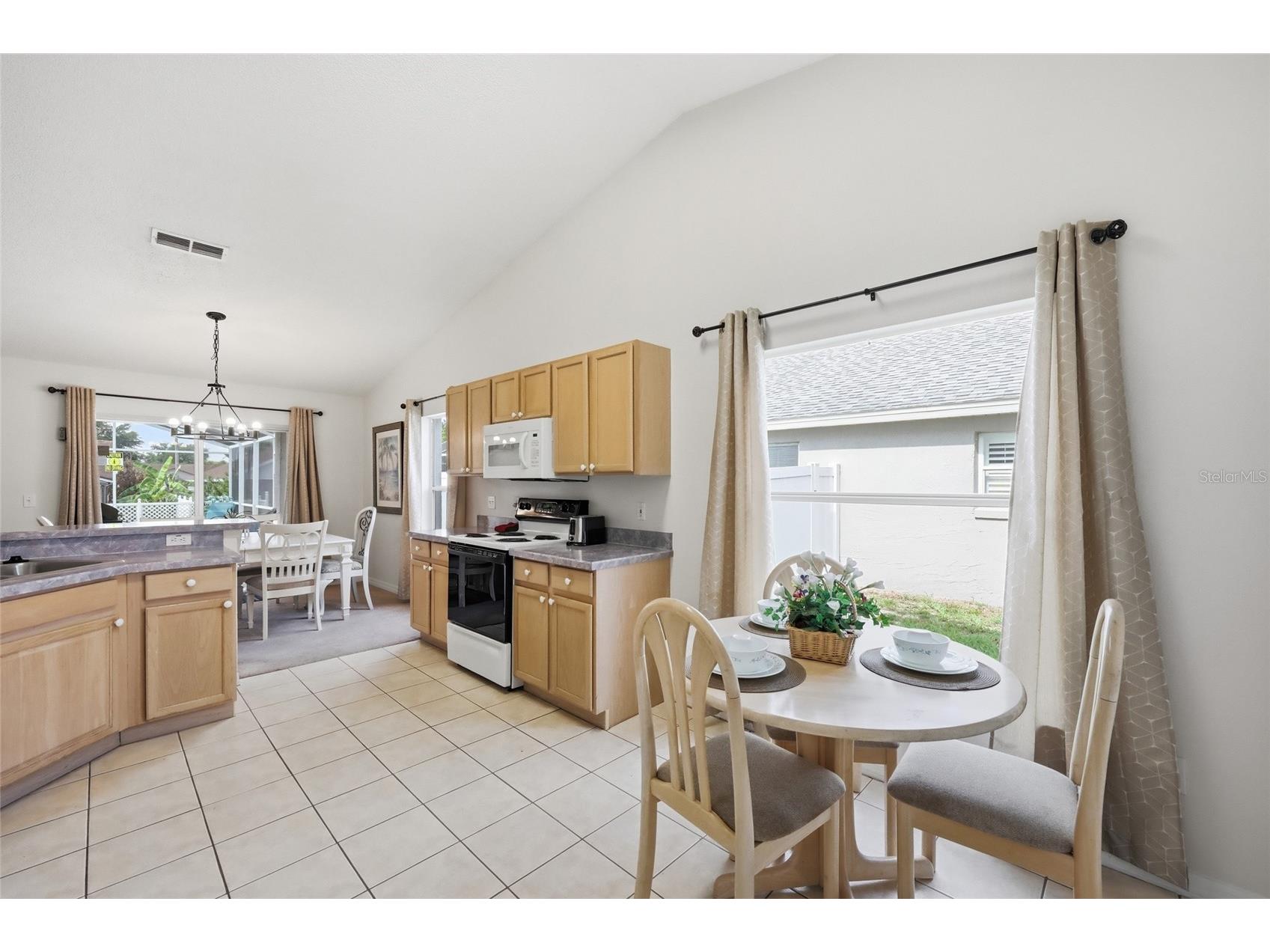 1546 Indian Oaks Trail Kissimmee FL 34747 O6409381 image16