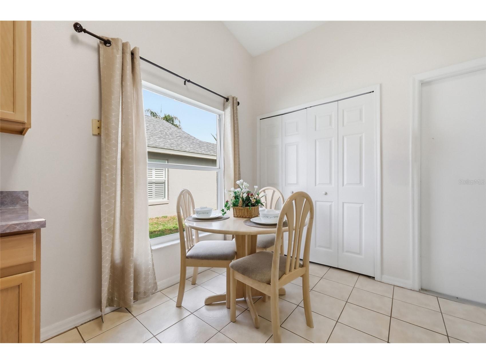1546 Indian Oaks Trail Kissimmee FL 34747 O6409381 image17