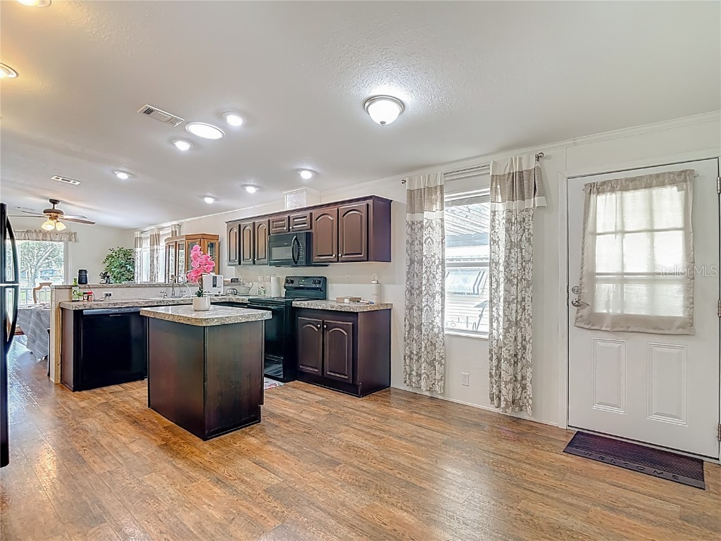 15461 Brookridge Boulevard Brooksville FL 34613 W7881843 image11