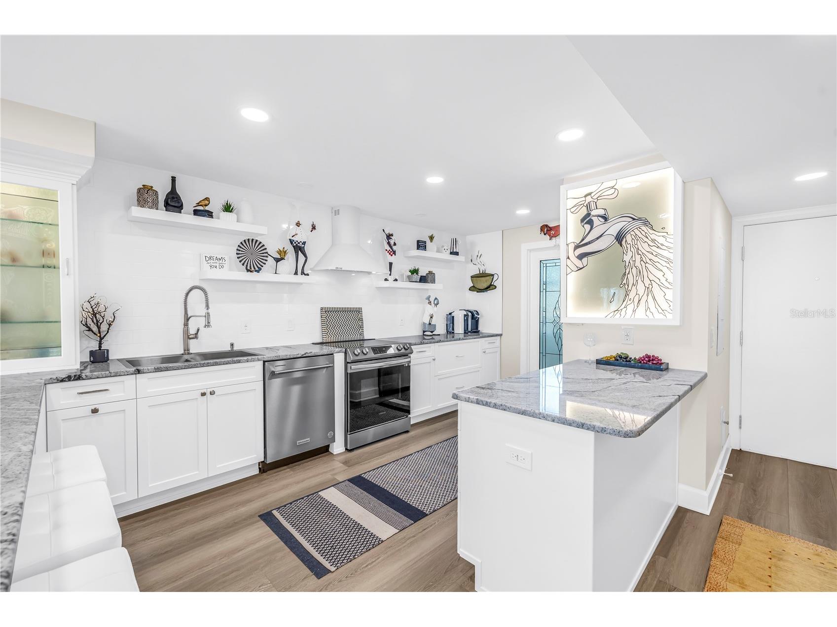 15462 Gulf Boulevard #1006 Madeira Beach FL 33708 - GULF OF AMERICAN TB8462523 image7