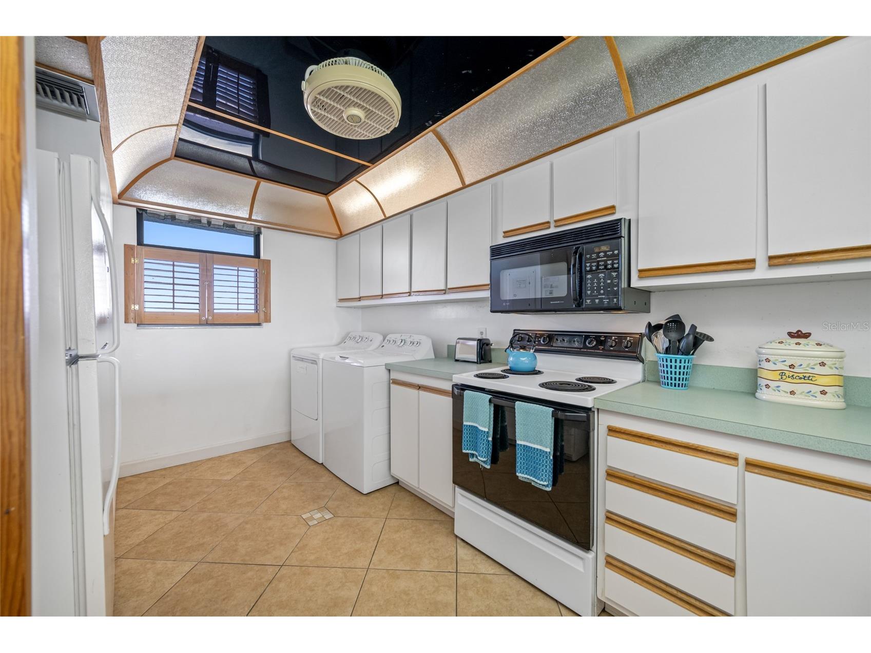 15462 Gulf Boulevard #603 Madeira Beach FL 33708 - GULF OF MEXICO/GULF OF AMERICA TB8477677 image12