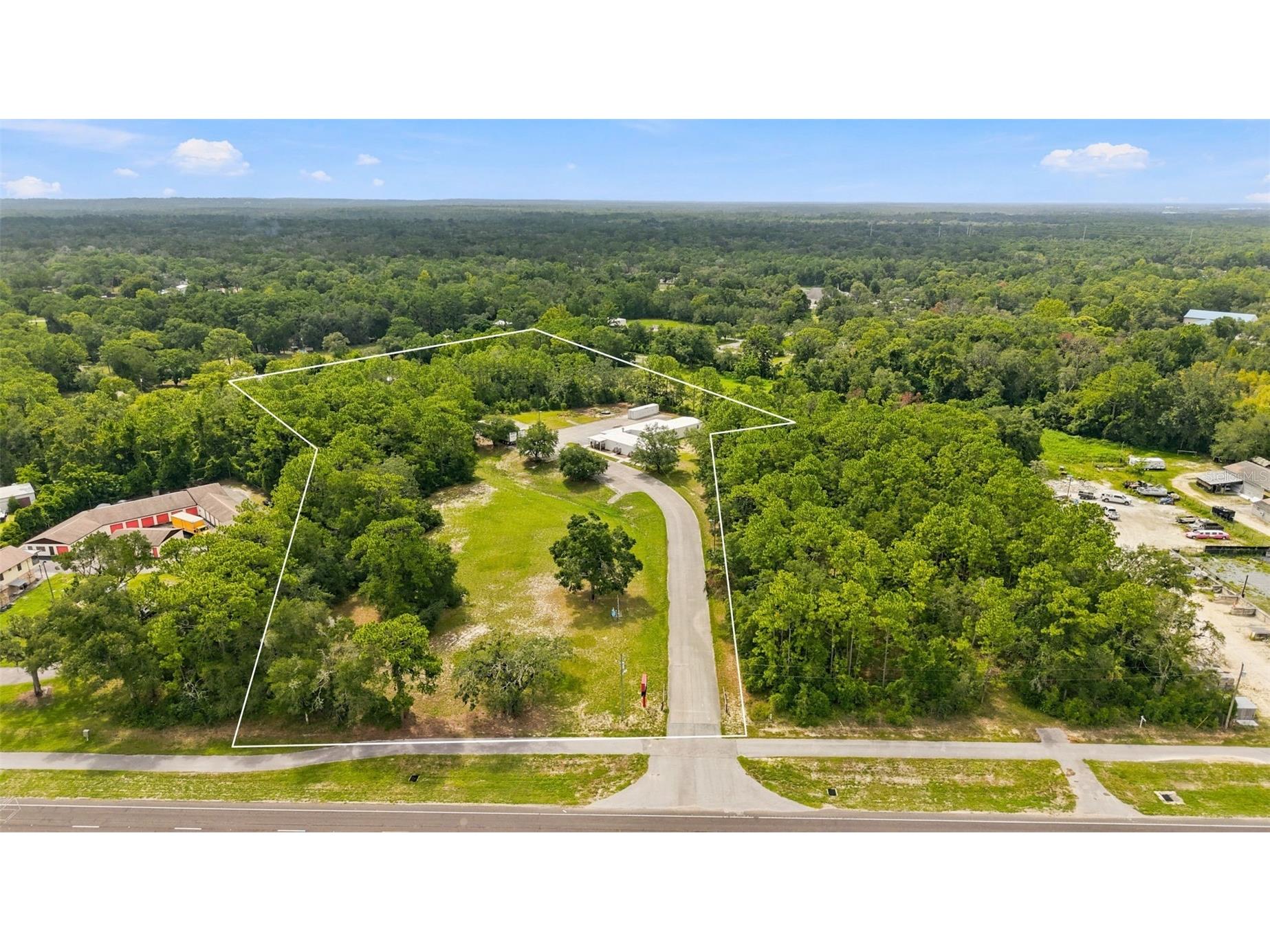 15464 Cortez Boulevard Brooksville FL 34613 W7887536 image2