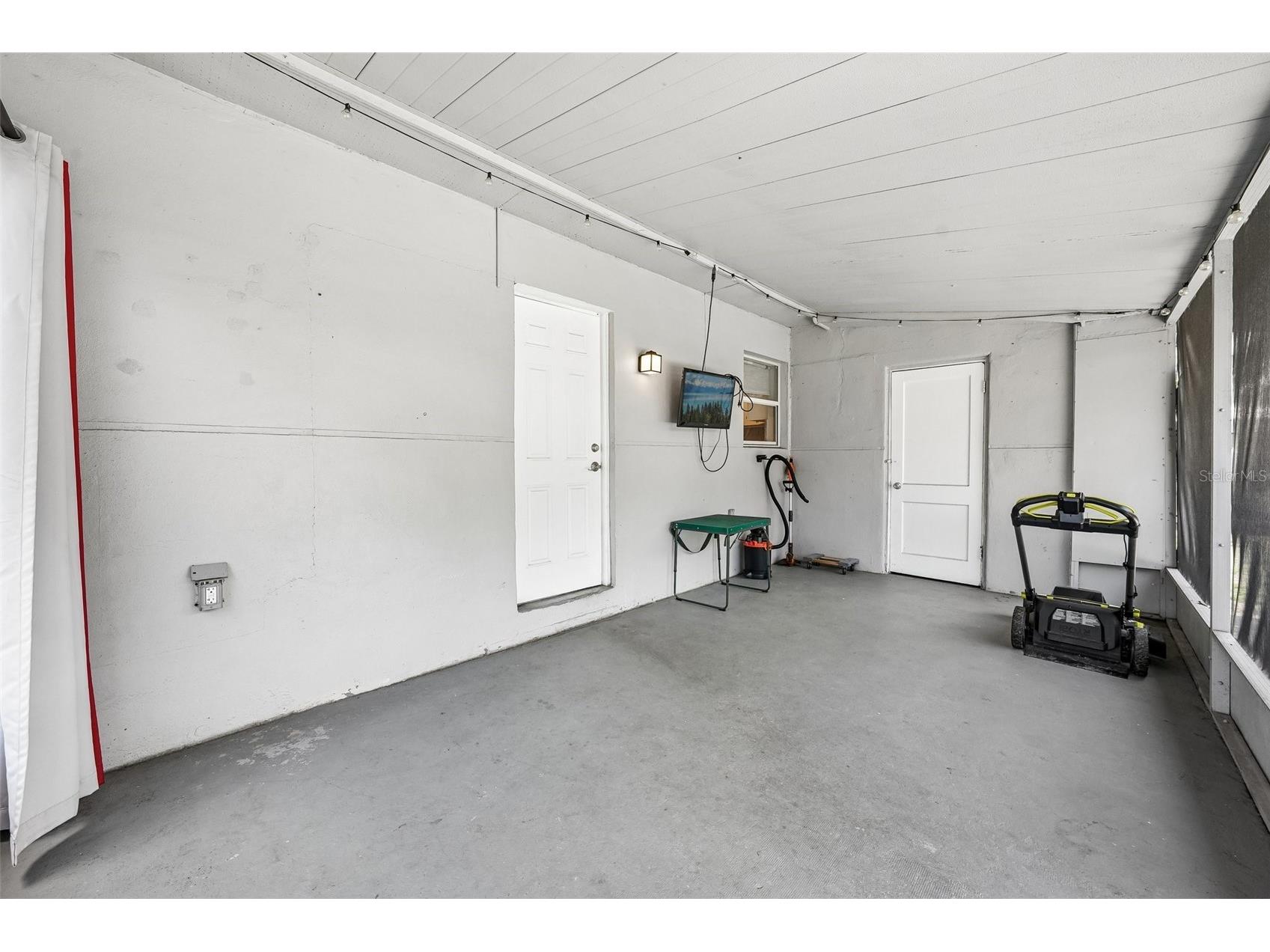 1547 56th Avenue N Saint Petersburg FL 33703 TB8519406 image31
