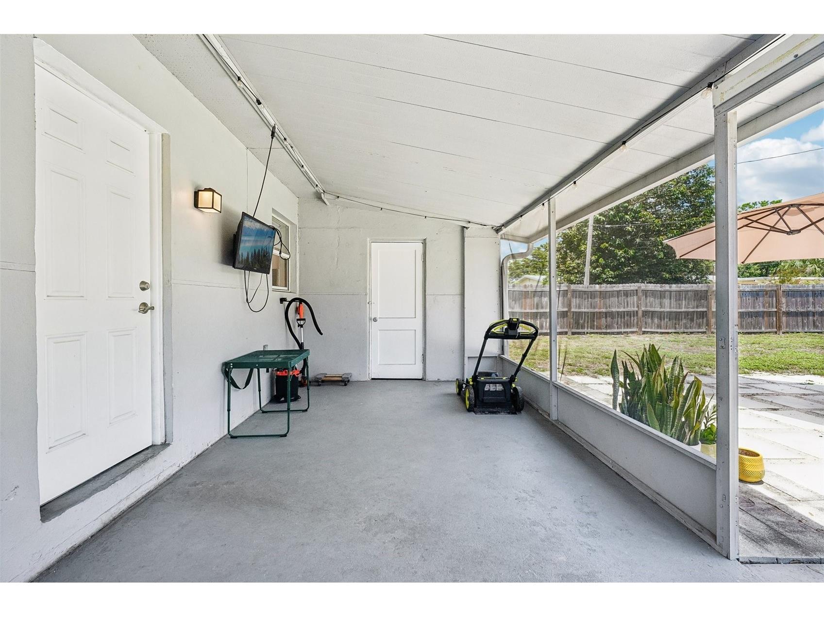 1547 56th Avenue N Saint Petersburg FL 33703 TB8519406 image32