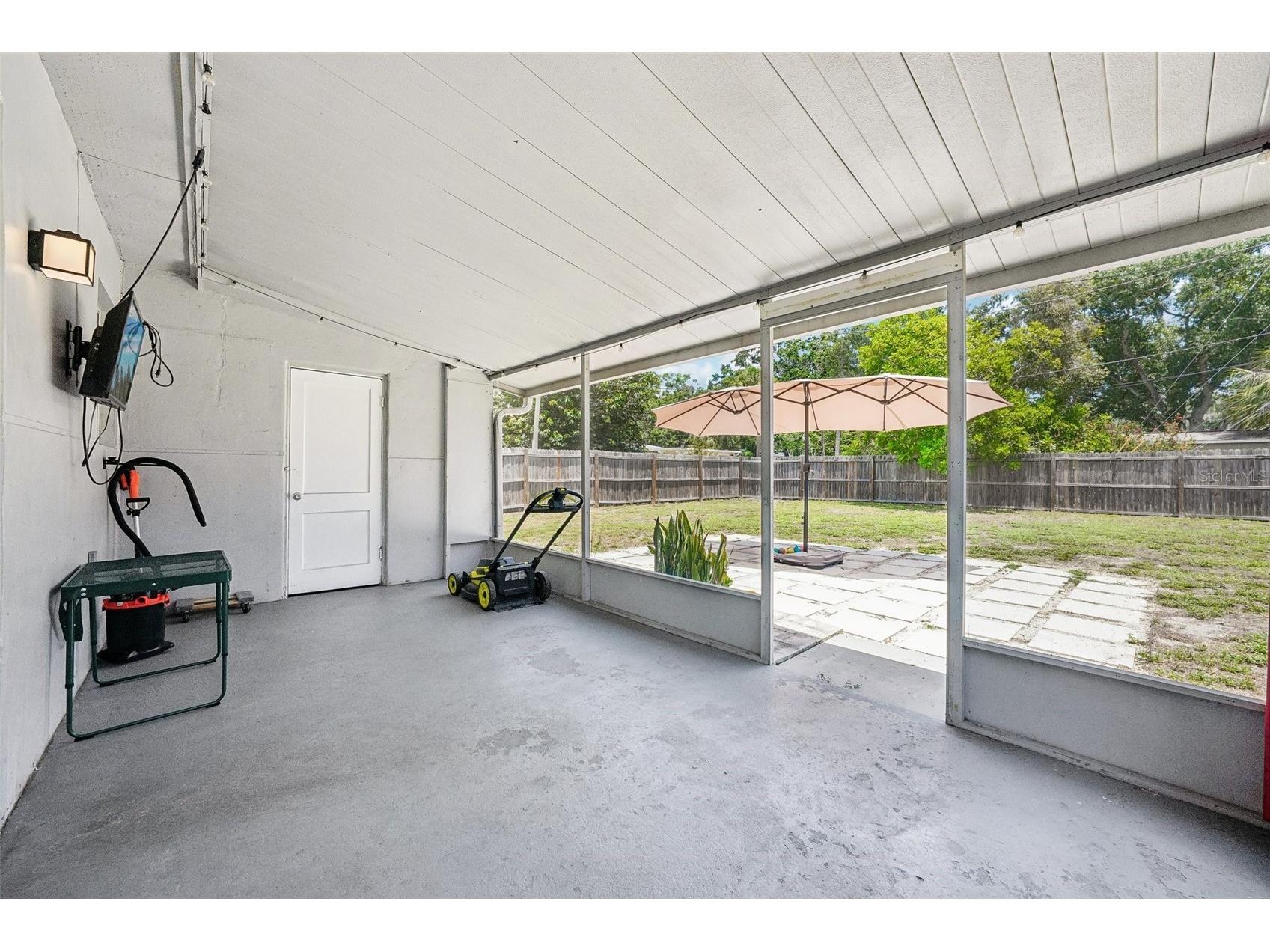 1547 56th Avenue N Saint Petersburg FL 33703 TB8519406 image33