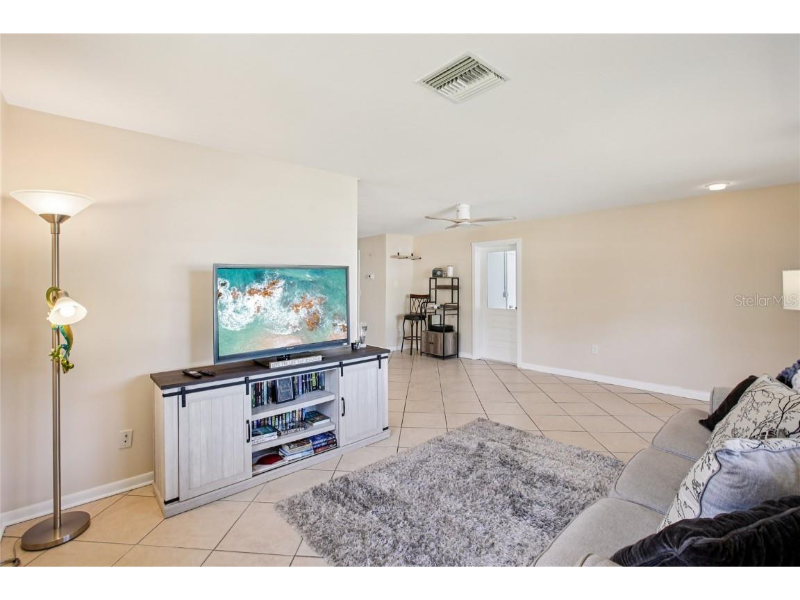 1547 Andover Drive Dunedin FL 34698 TB8443577 image12