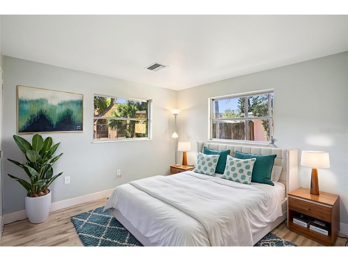 1547 Andover Drive Dunedin FL 34698 TB8443577 image16