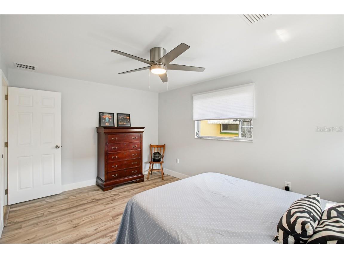 1547 Andover Drive Dunedin FL 34698 TB8443577 image17