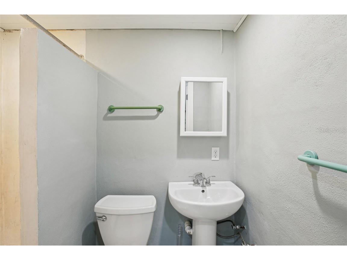 1547 Andover Drive Dunedin FL 34698 TB8443577 image19