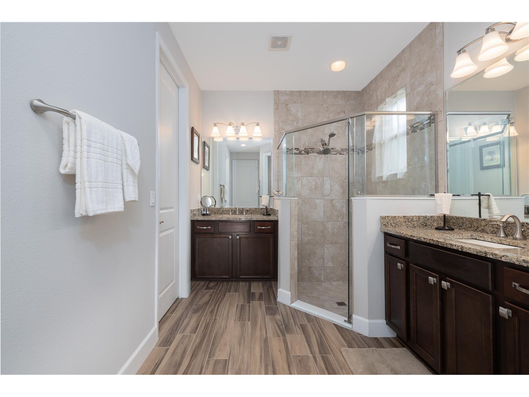 1547 Lambrook Drive Deland FL 32724 V4945444 image19