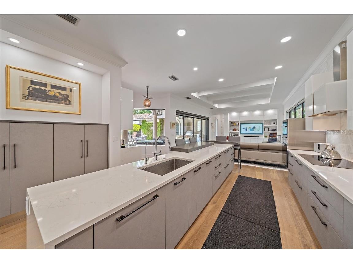 1547 Sandpiper Lane Sarasota FL 34239 A4660157 image17