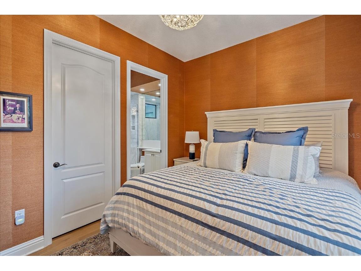 1547 Sandpiper Lane Sarasota FL 34239 A4660157 image39