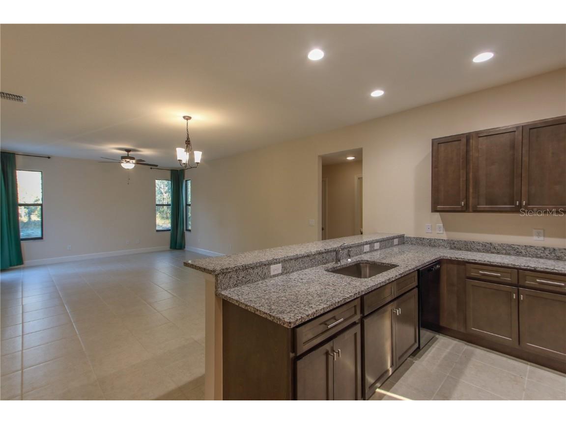 15474 Magdalena Road Weeki Wachee FL 34614 OM710641 image2