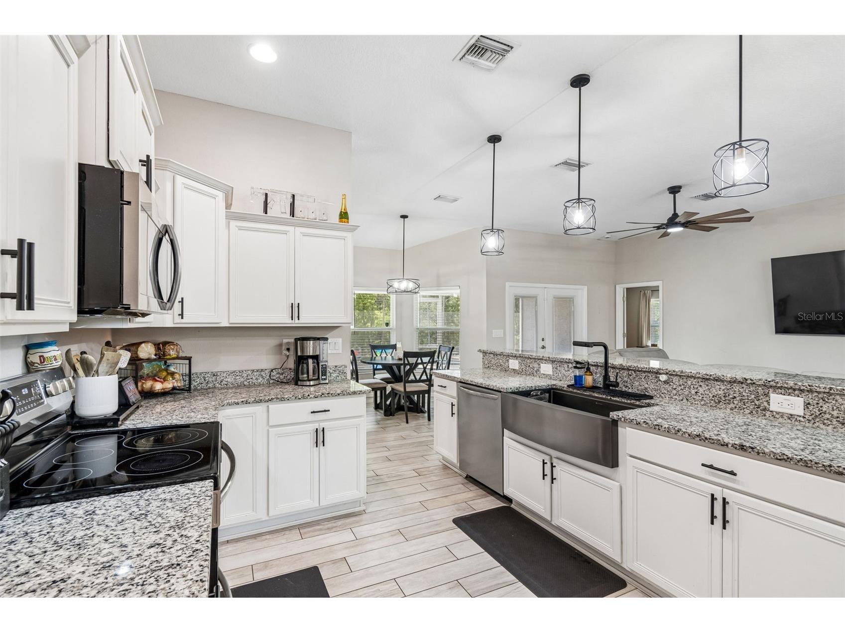 15476 Mulhatton Road Weeki Wachee FL 34614 TB8524704 image8