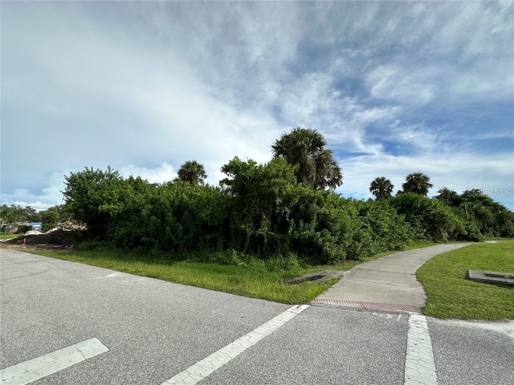 1548 Harbor Boulevard Port Charlotte FL 33952 G5073107 image1