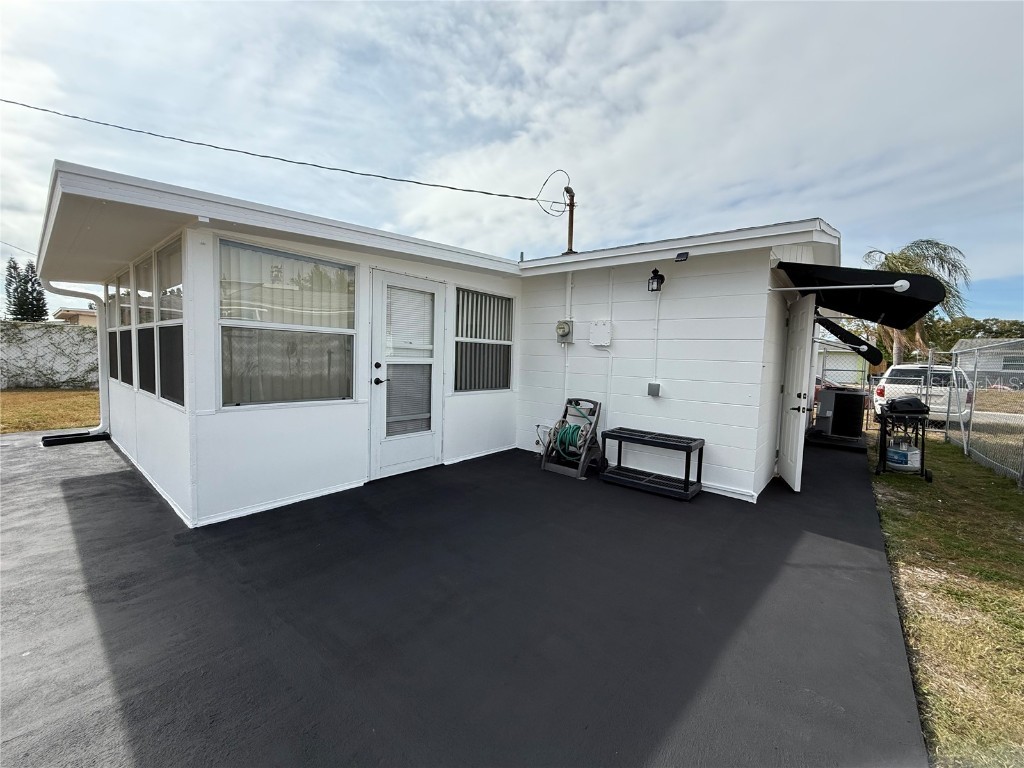 1548 Landau Street Holiday FL 34690 TB8454447 image15