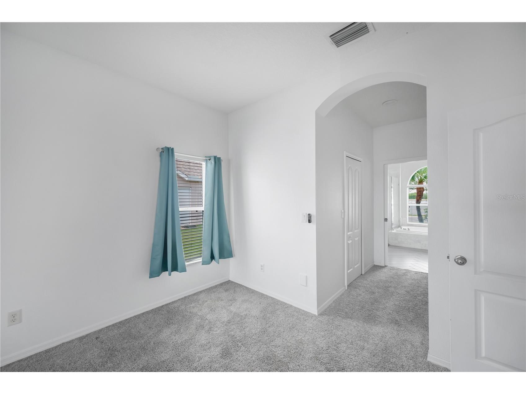 1548 Mira Lago Circle Ruskin FL 33570 TB8518532 image17