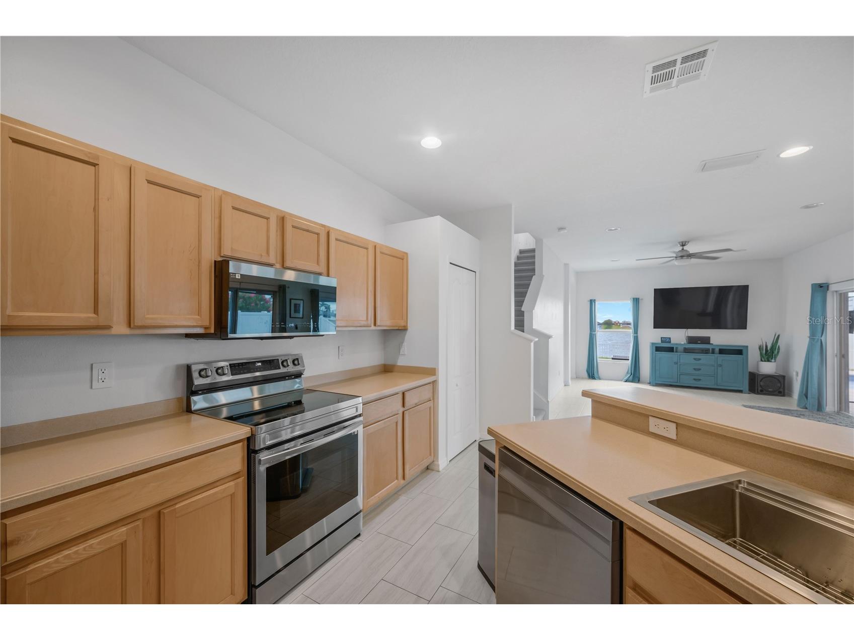 1548 Mira Lago Circle Ruskin FL 33570 TB8518532 image25