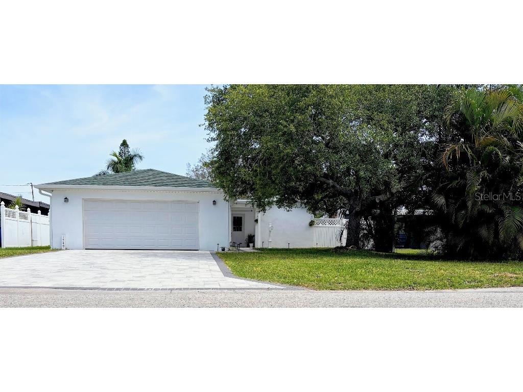 1549 Delaware Avenue NE Saint Petersburg FL 33703 TB8507084 image1