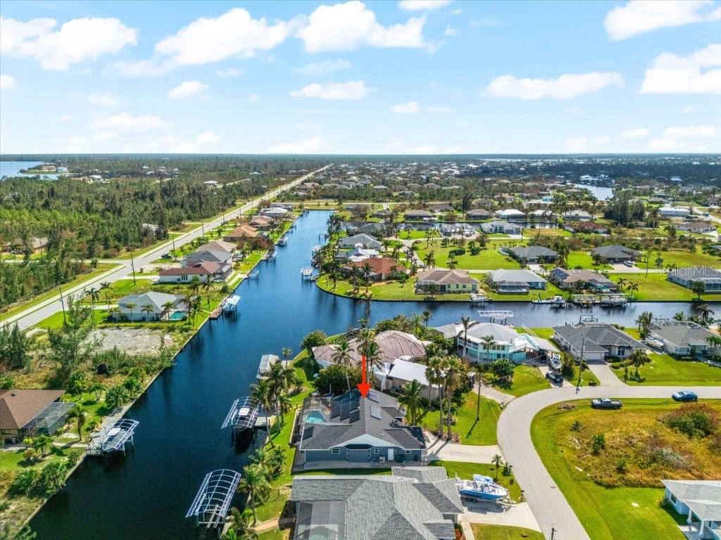 15490 Mccomb Circle Port Charlotte FL 33981 - STEVANS POINT WATERWAY D6138656 image1