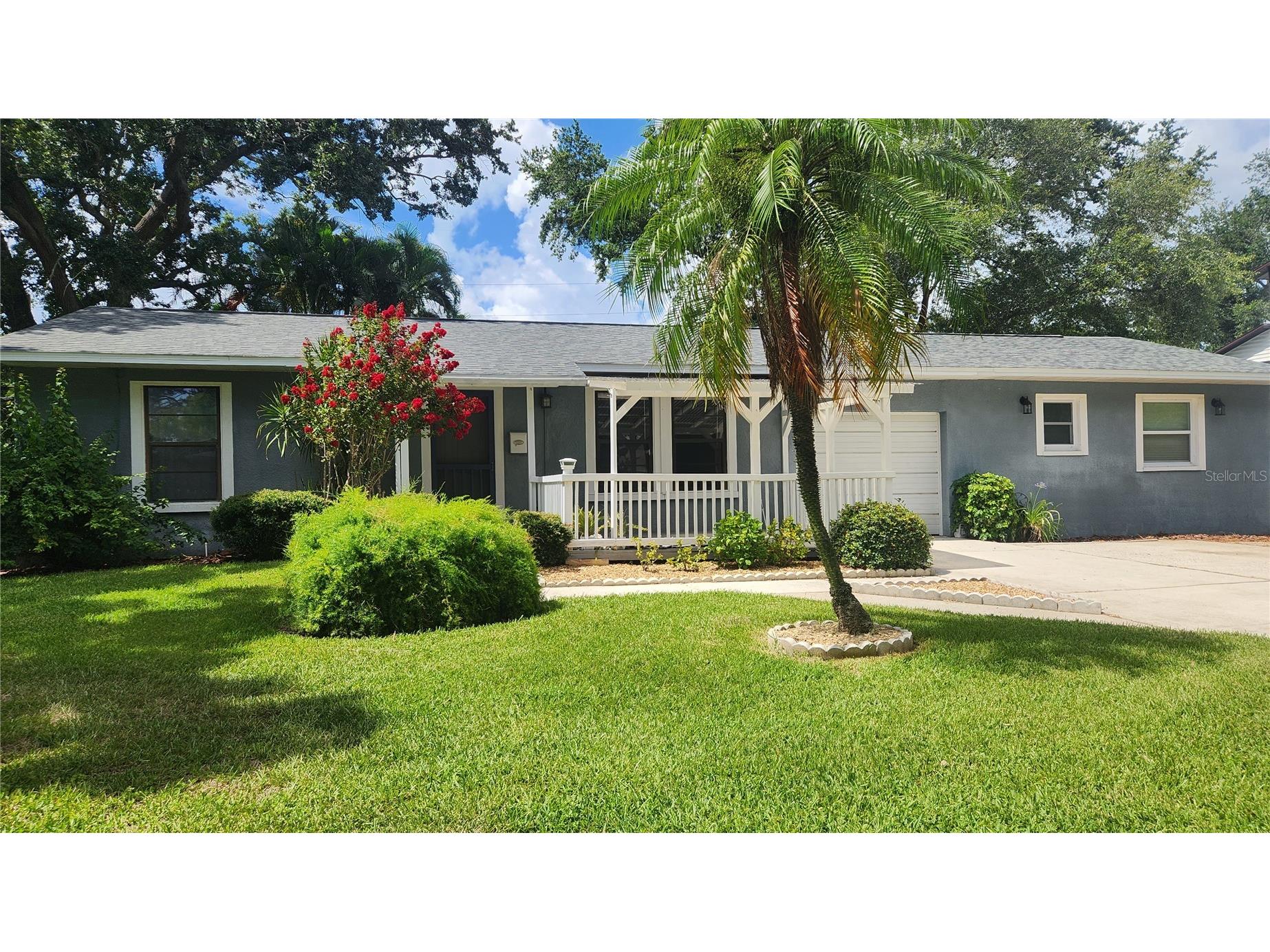 155 69th Avenue N Saint Petersburg FL 33702 W7887330 image1